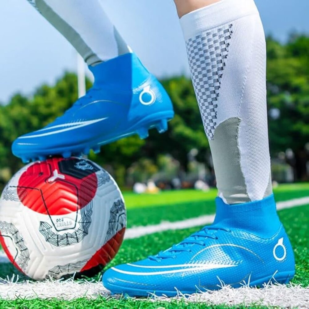 Soccer Cleats BRAND NEW NEVER WORN